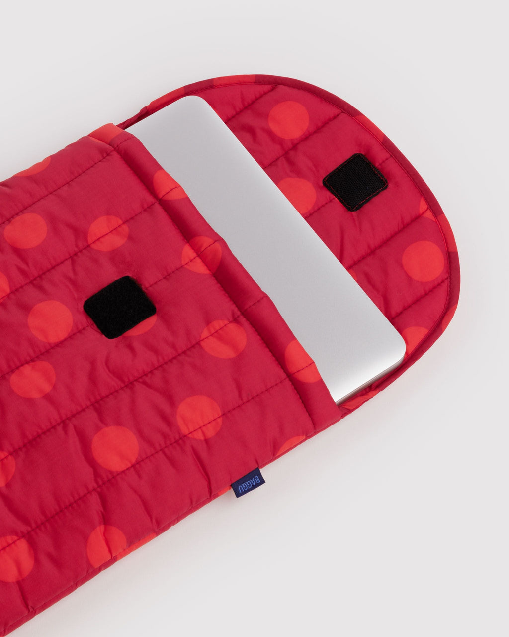 Padded Everyday Protection - Puffy Laptop Sleeve 16 in Red Polka Dot