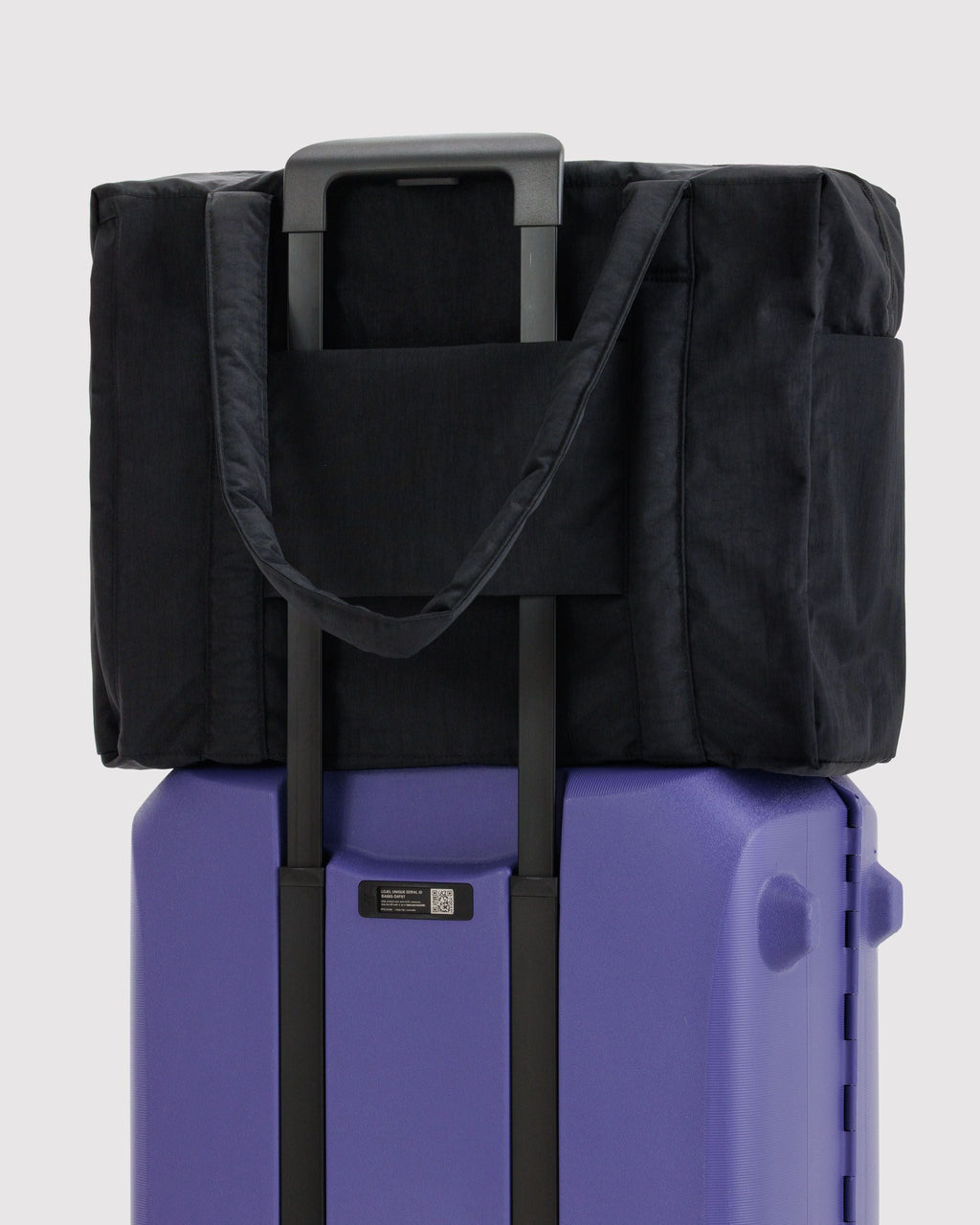 Lightweight Trip Companion - Cloud Carry-On in Black