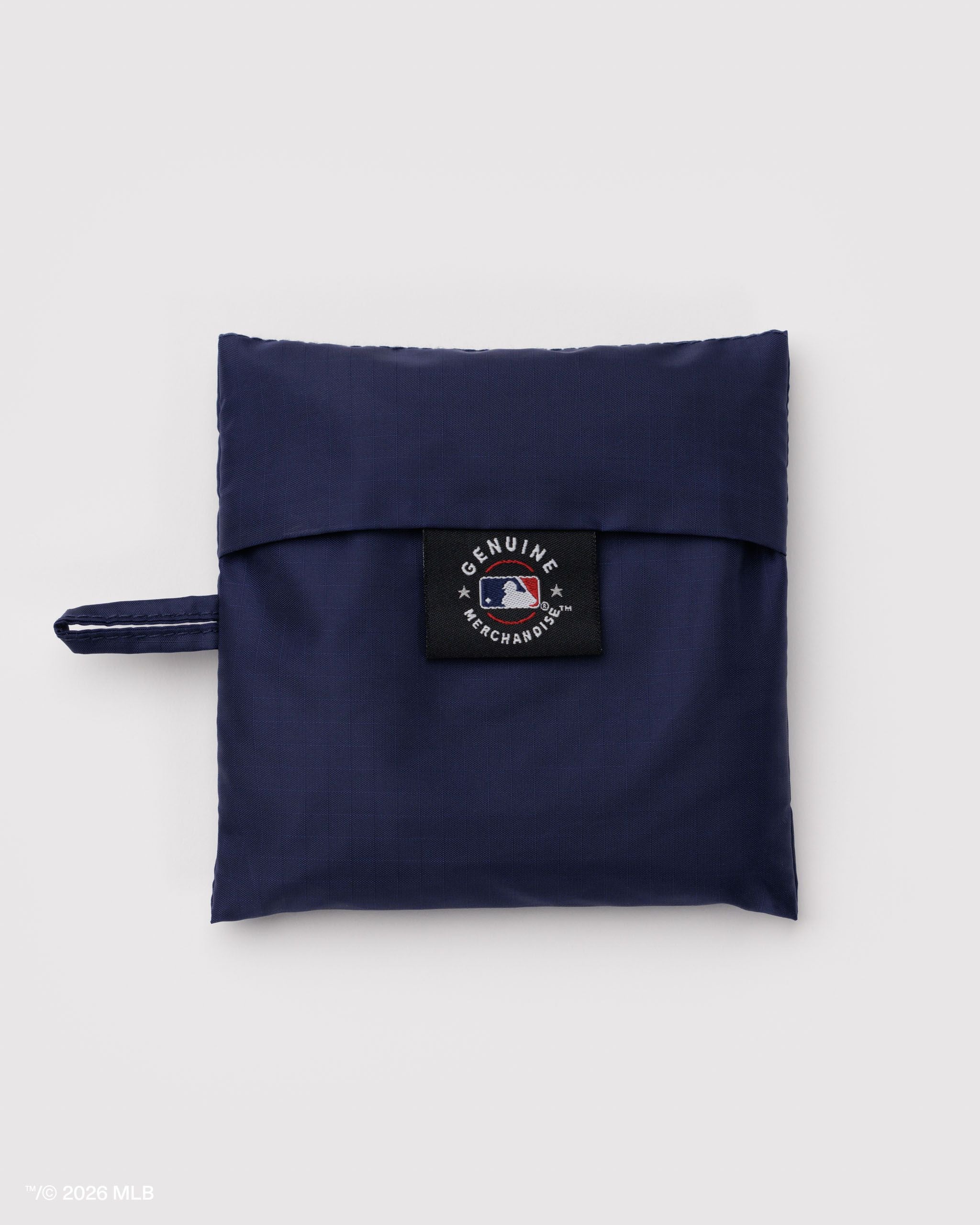 Lightweight Reusable Essential - Standard Baggu in New York YankeesTM