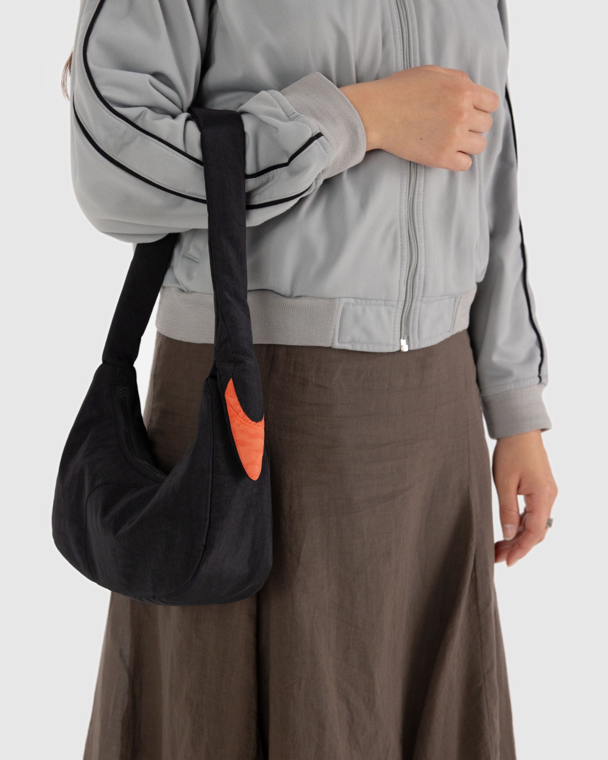 Easy Day to Night Carry - Swan Bag in Black