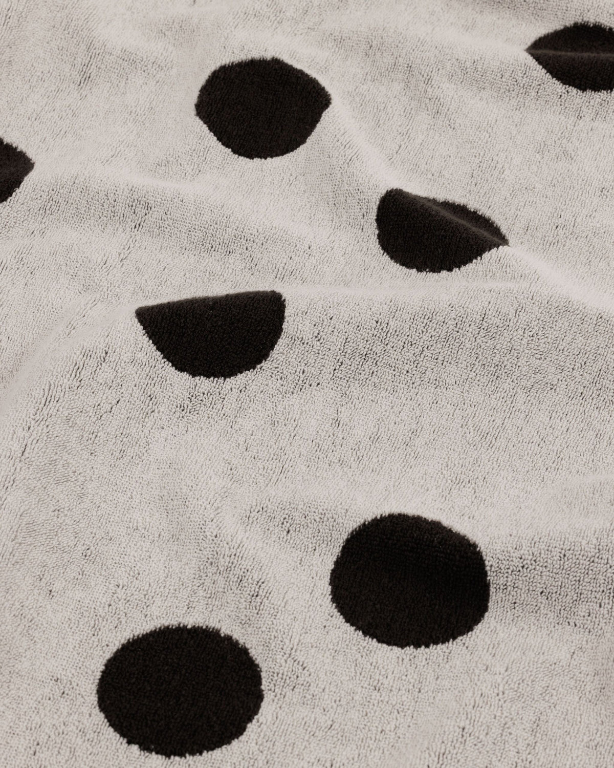 Comfortable Daily Towel - Bath Towel in Cream and Black Polka Dot