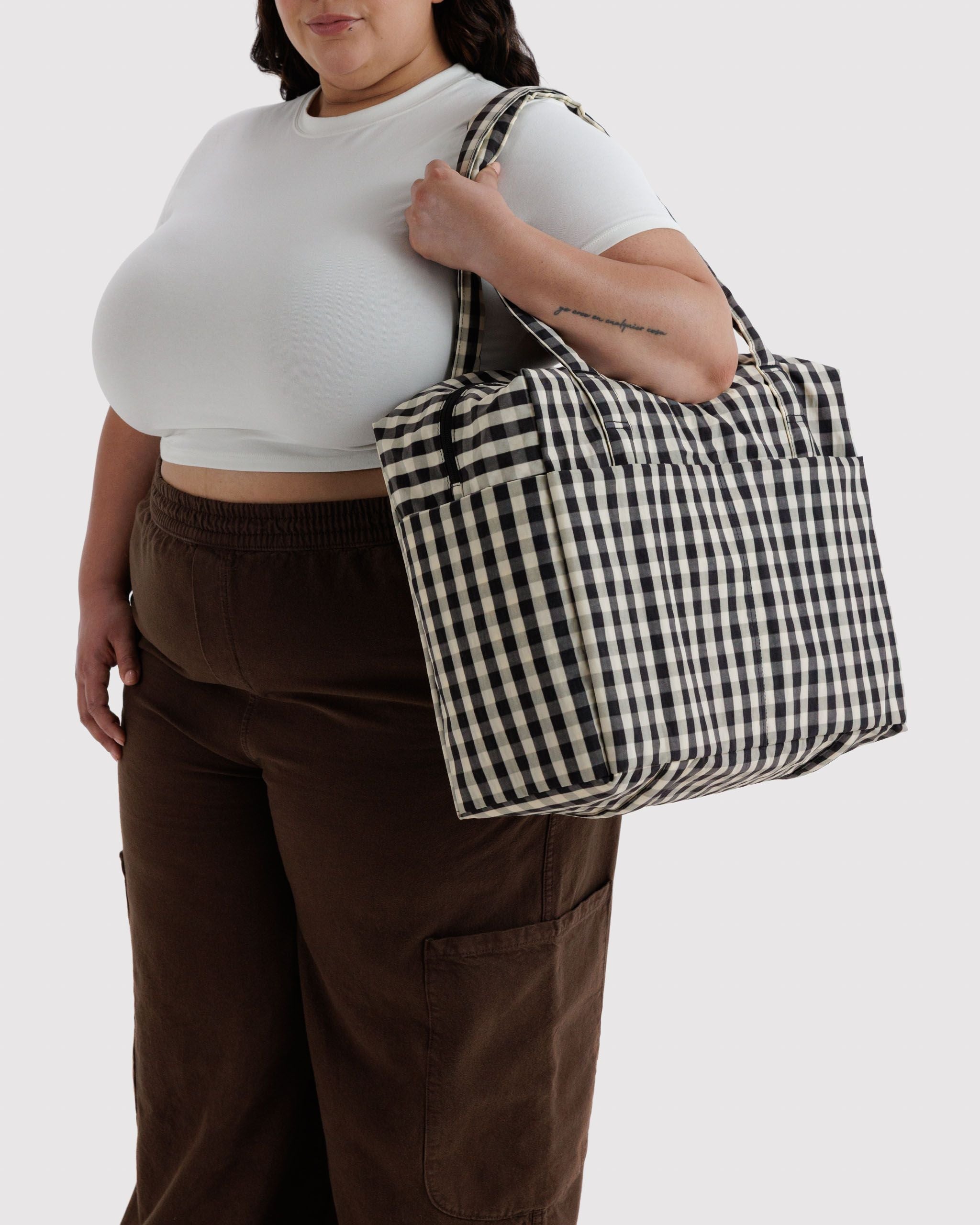 Lightweight Trip Companion - Cloud Carry-On in Black and Cream Gingham