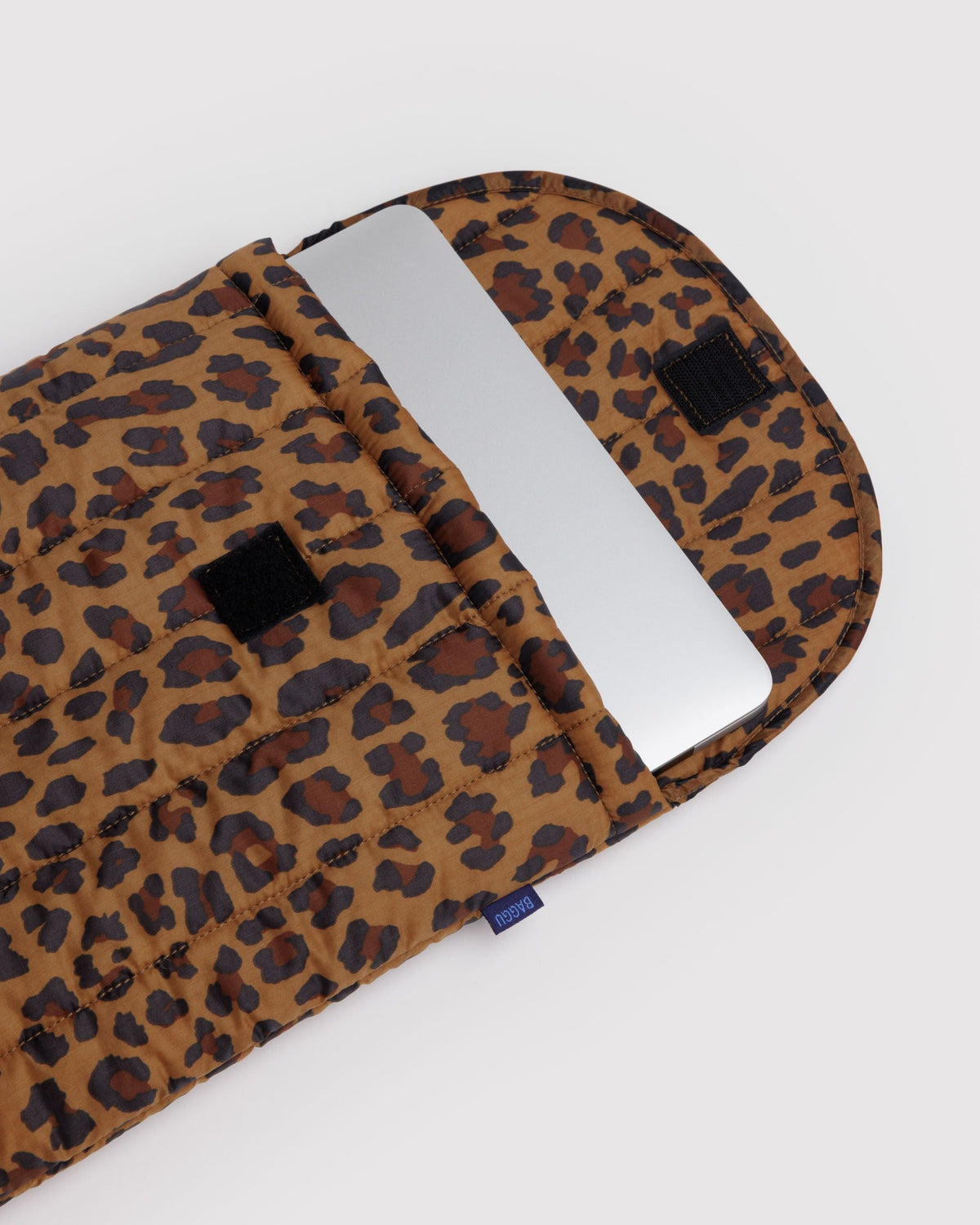Padded Everyday Protection - Puffy Laptop Sleeve 16 in Leopard