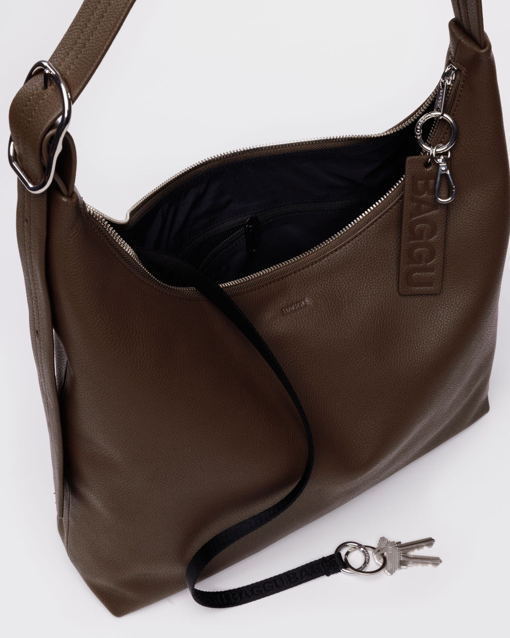 Easy Day to Night Carry - Recycled Leather Shoulder Bag in Brown