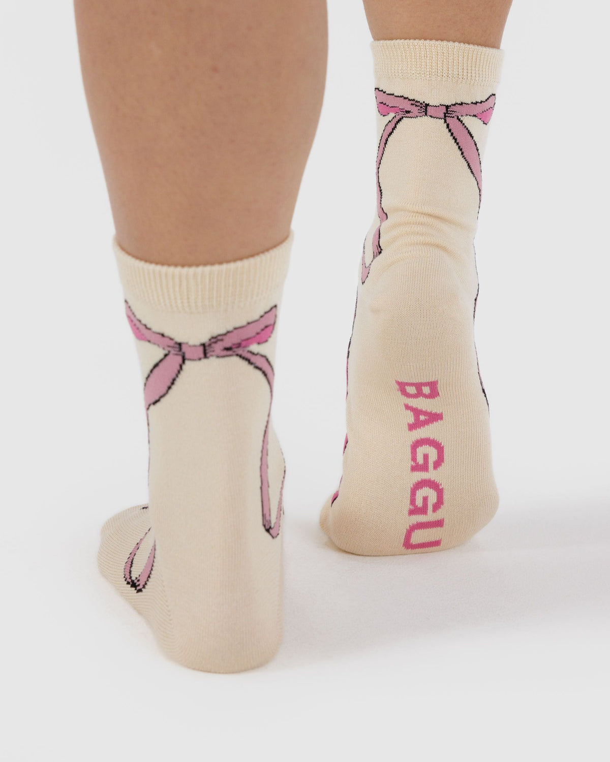 Soft Daily Essential - Crew Sock in Pink Bow