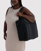 Lightweight Trip Companion - Cloud Carry-On in Black