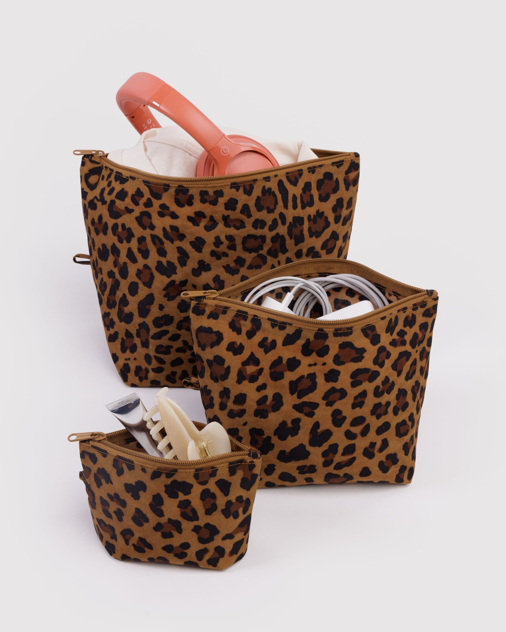 Organized Travel Essential - Go Pouch Set in Leopard