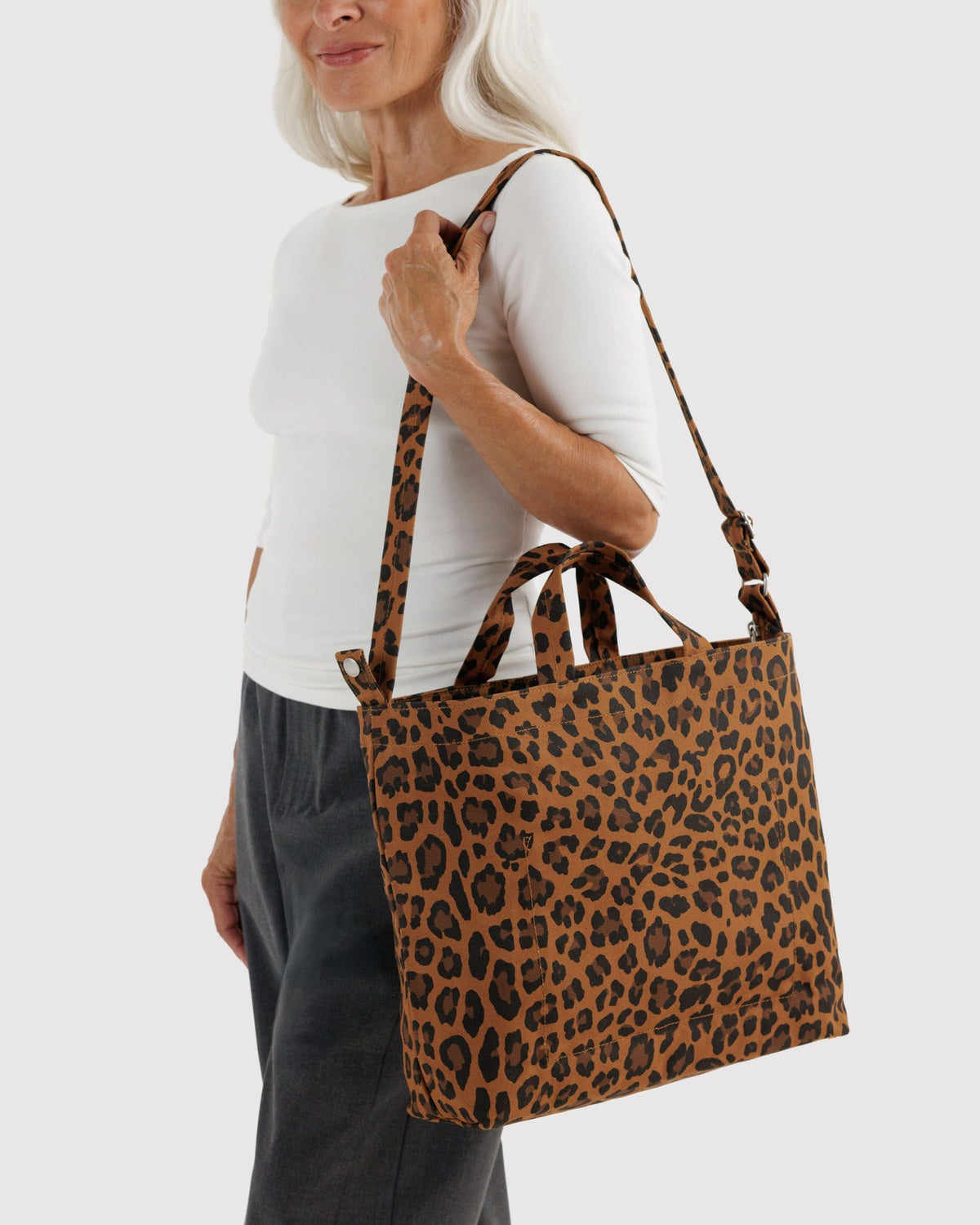 Flexible Daily Tote - Horizontal Zip Duck Bag in Leopard