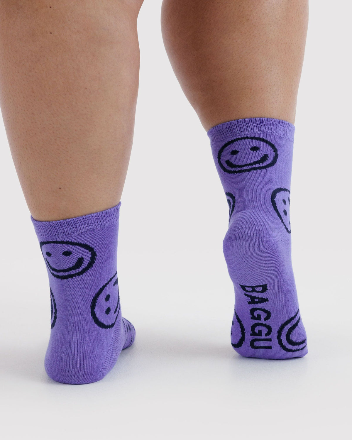Soft Daily Essential - Crew Sock in Lavender Happy