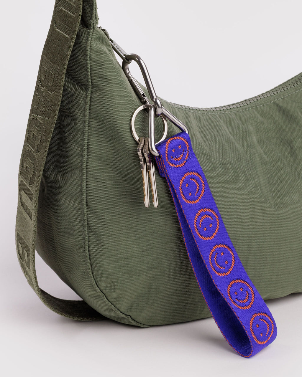 Colorful Everyday Detail - Logo Keychain in Lapis Happy