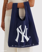 Lightweight Reusable Essential - Standard Baggu in New York YankeesTM