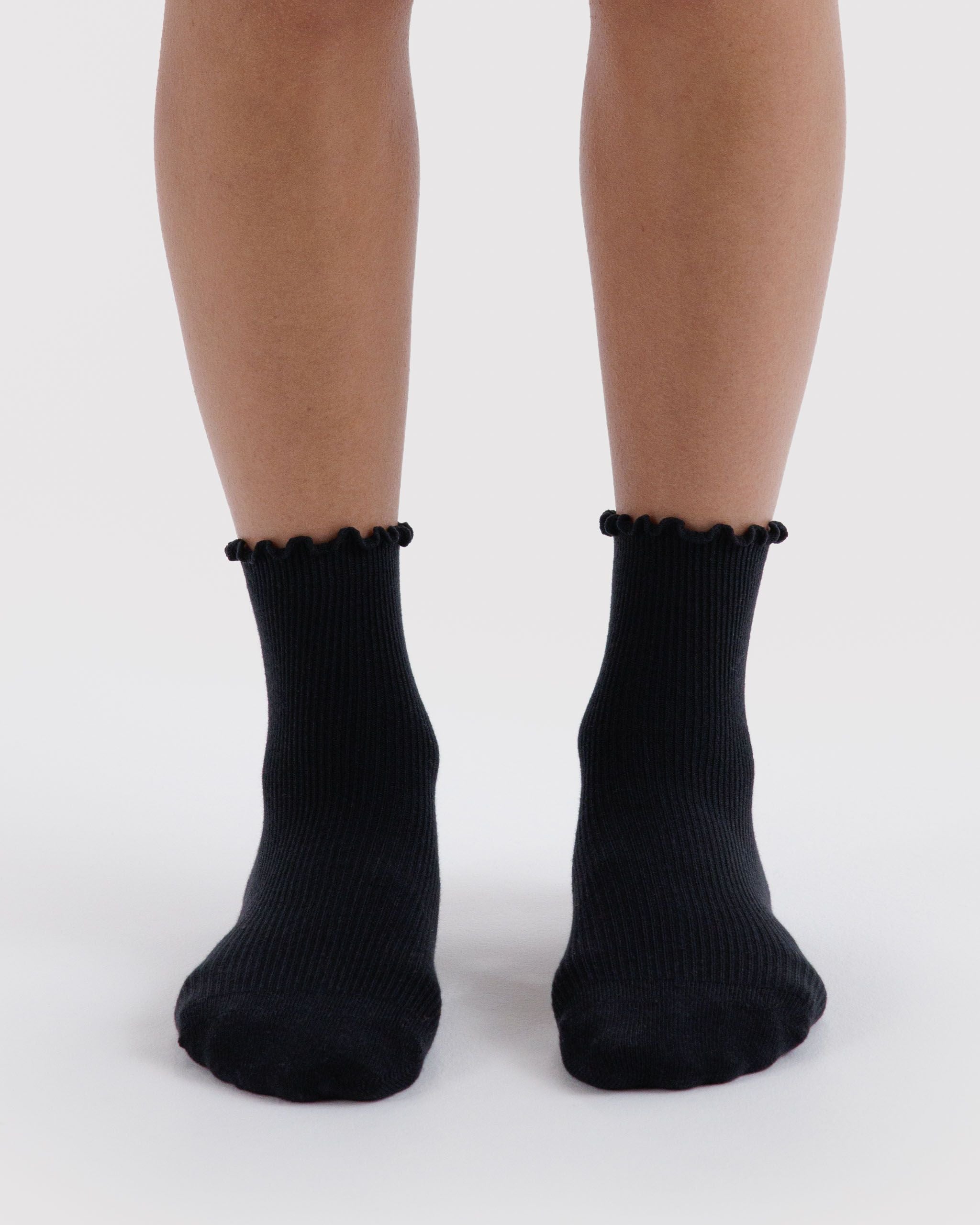 Soft Daily Essential - Lettuce Edge Sock Set of 2 in Black