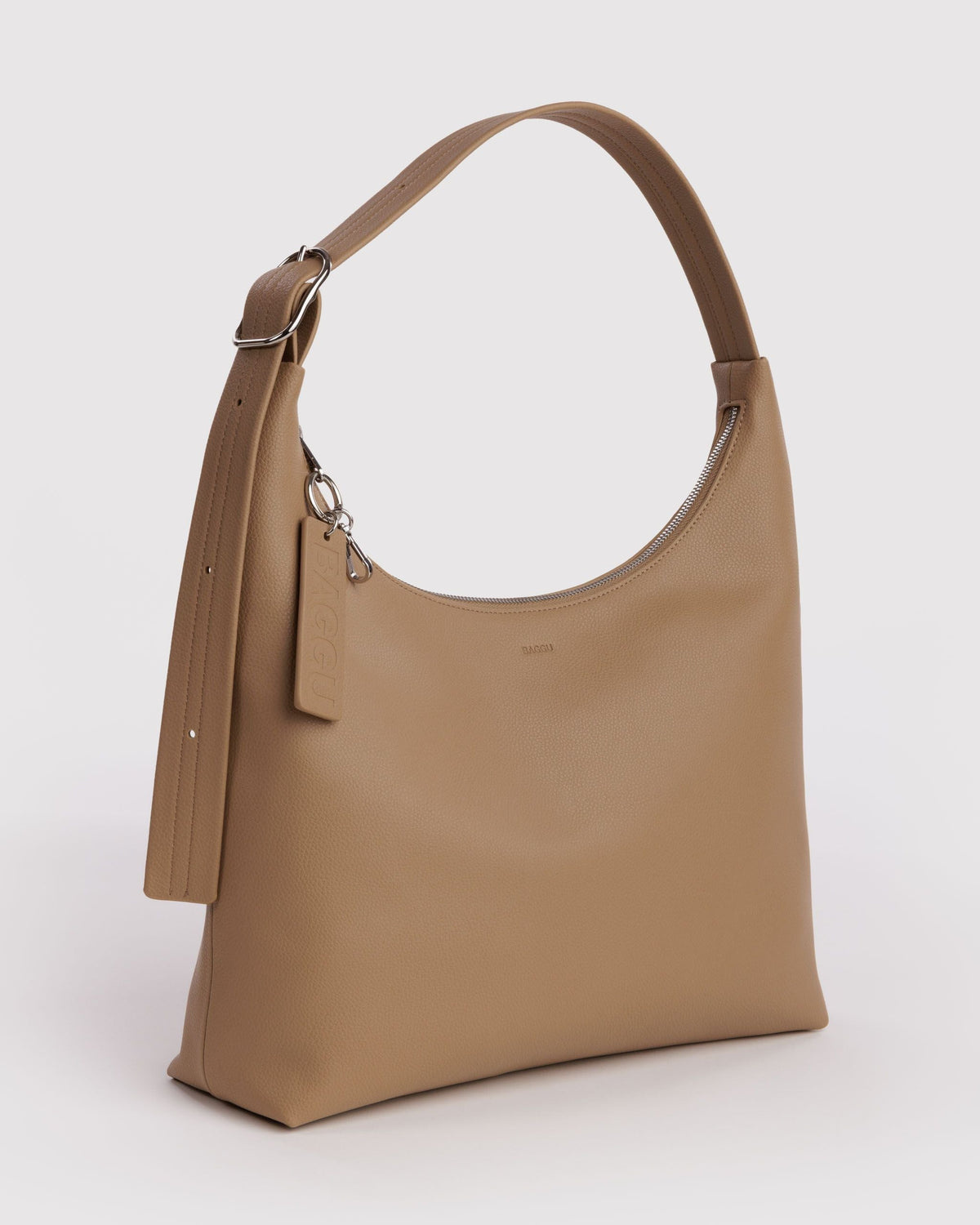 Easy Day to Night Carry - Recycled Leather Shoulder Bag in Dune