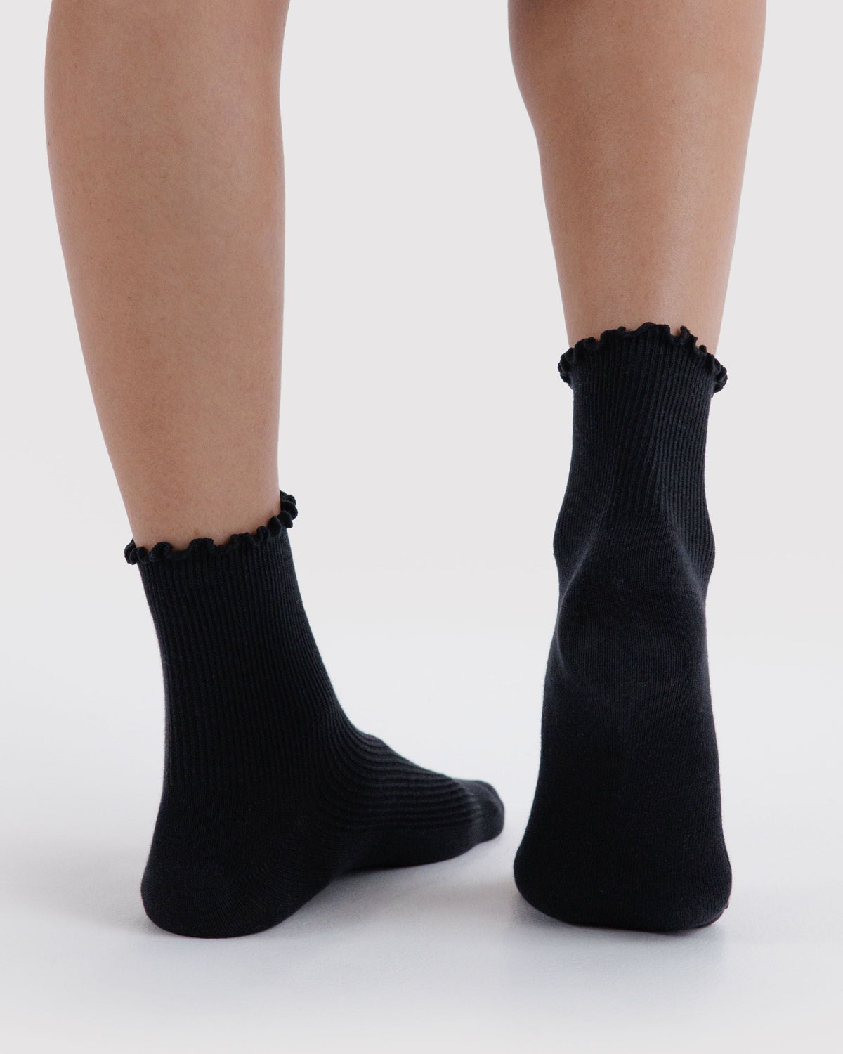 Soft Daily Essential - Lettuce Edge Sock Set of 2 in Black