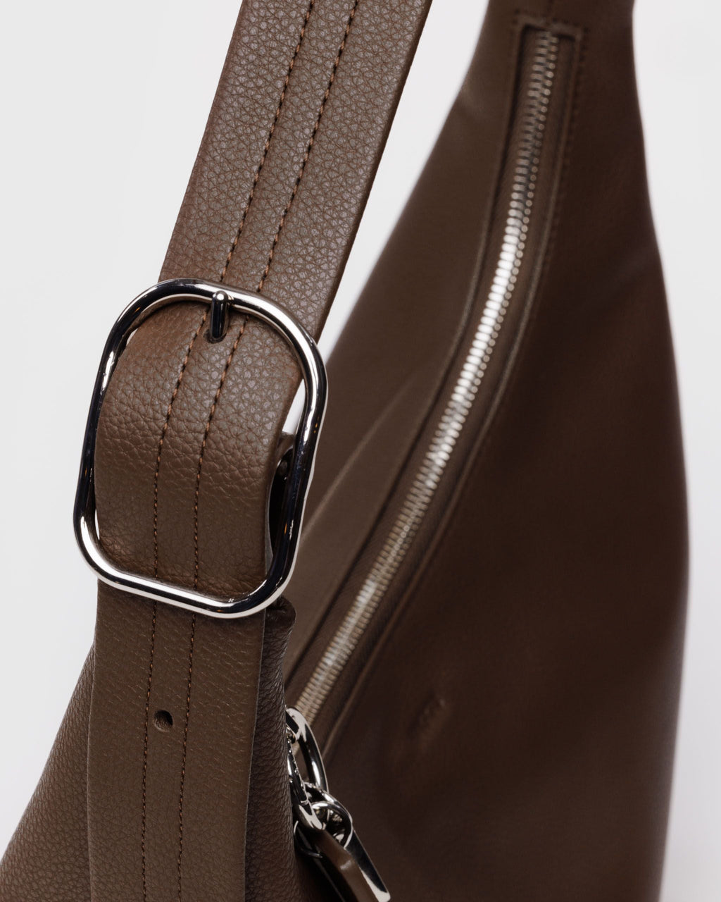 Easy Day to Night Carry - Recycled Leather Shoulder Bag in Brown