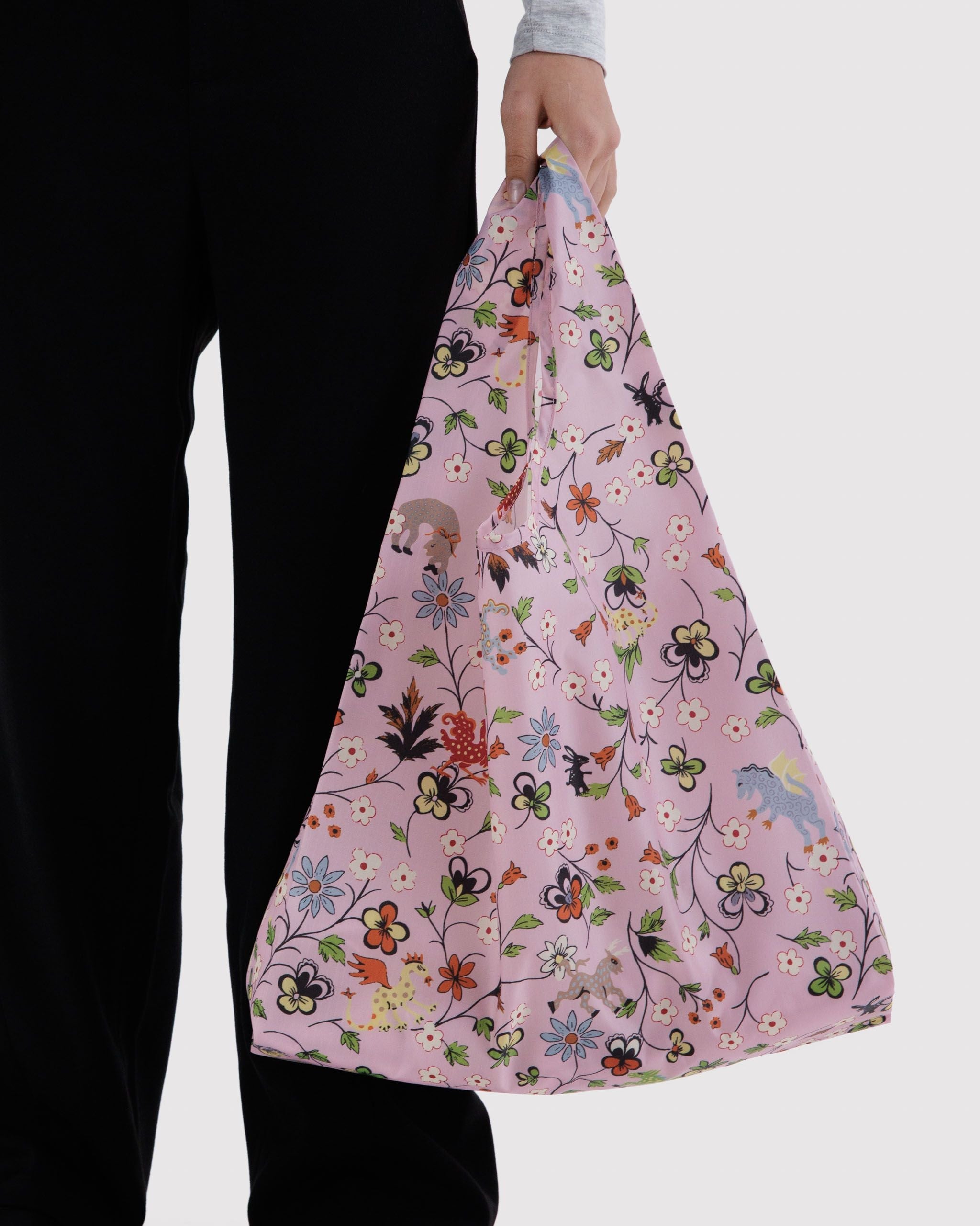 Lightweight Reusable Essential - Standard Baggu in Castle Creatures