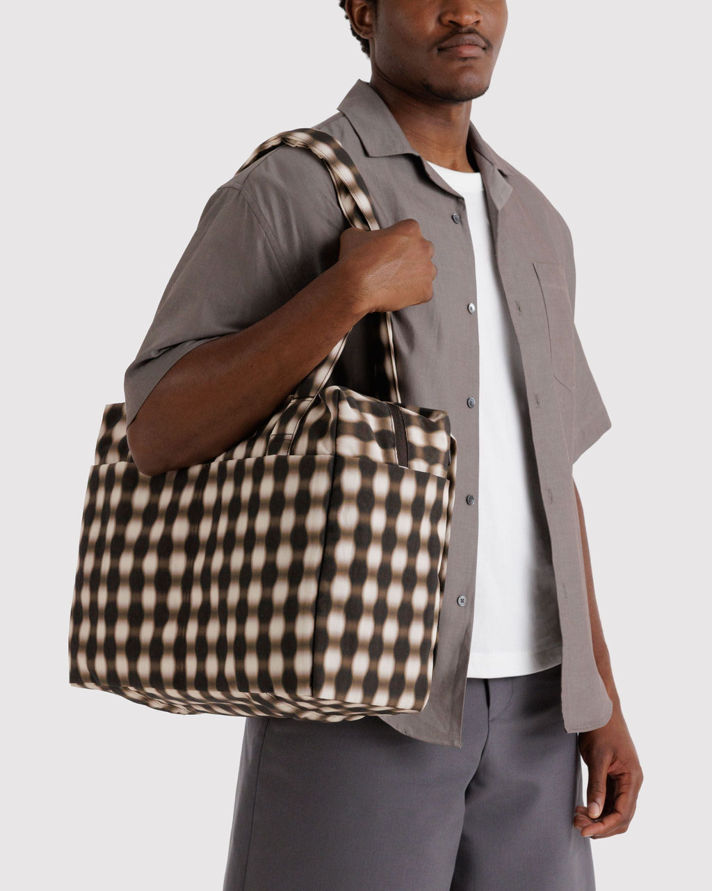 Small Cloud Carry-On in Blurred Gingham Brown - Easy Style