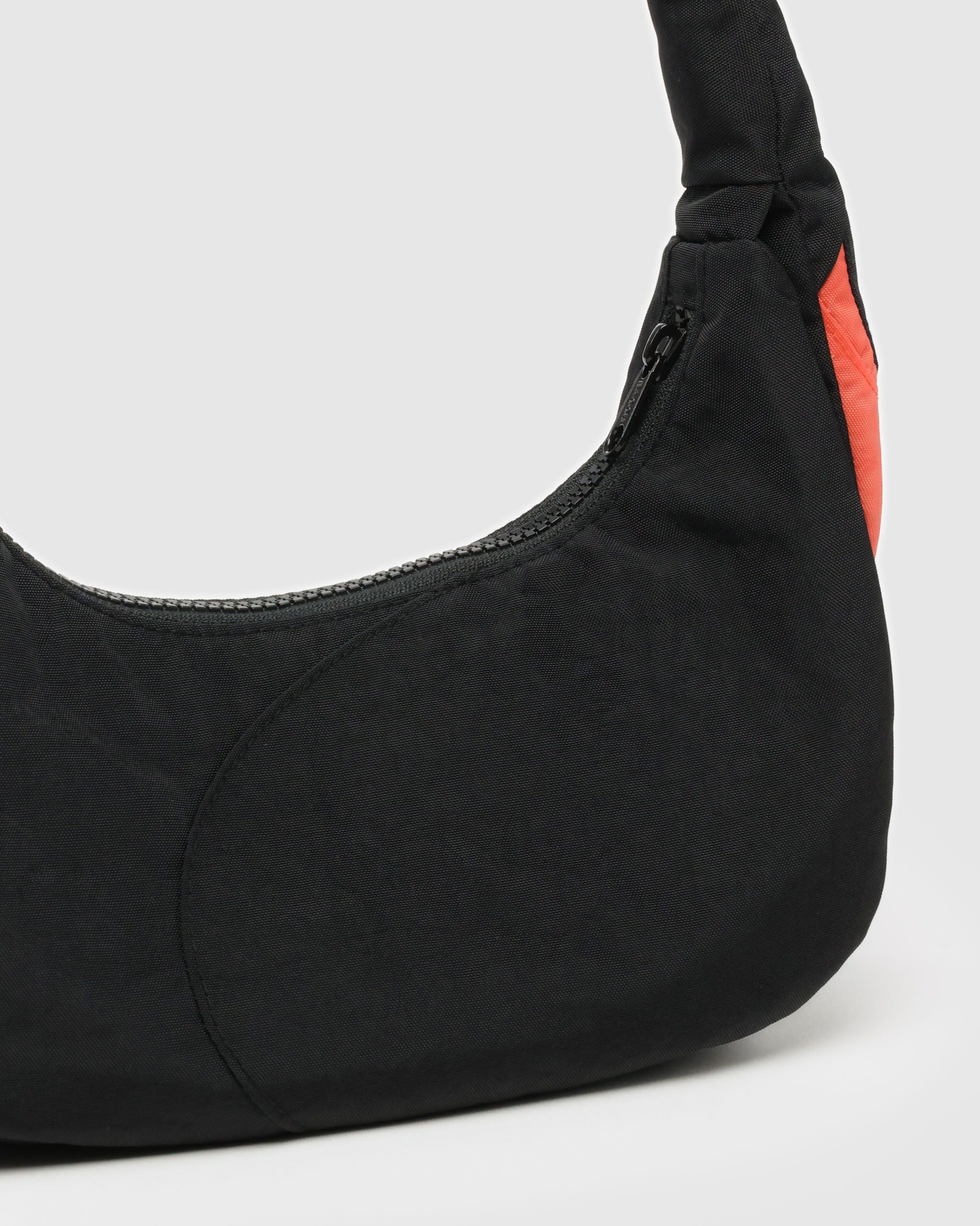 Easy Day to Night Carry - Swan Bag in Black
