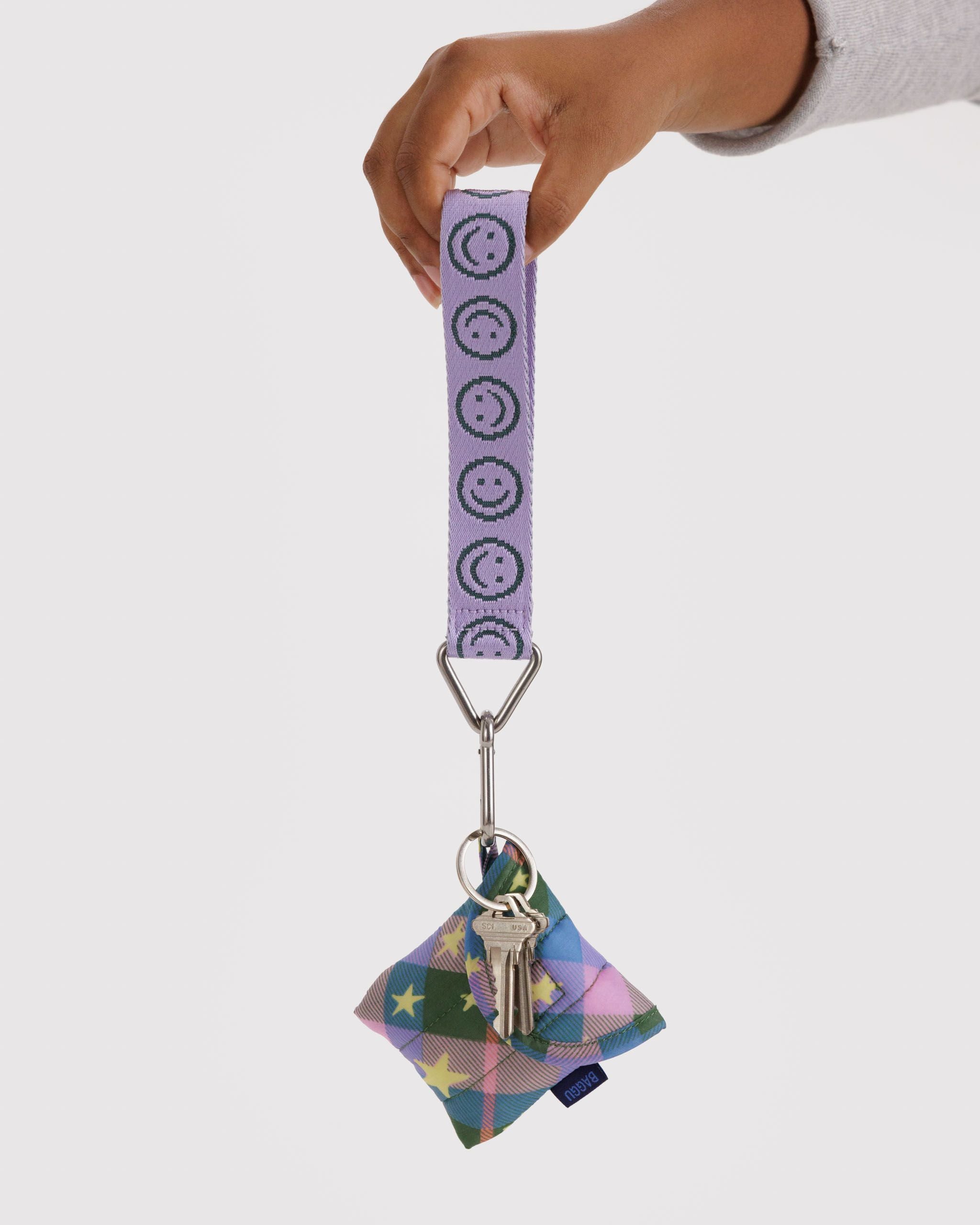 Colorful Everyday Detail - Logo Keychain in Lilac Happy