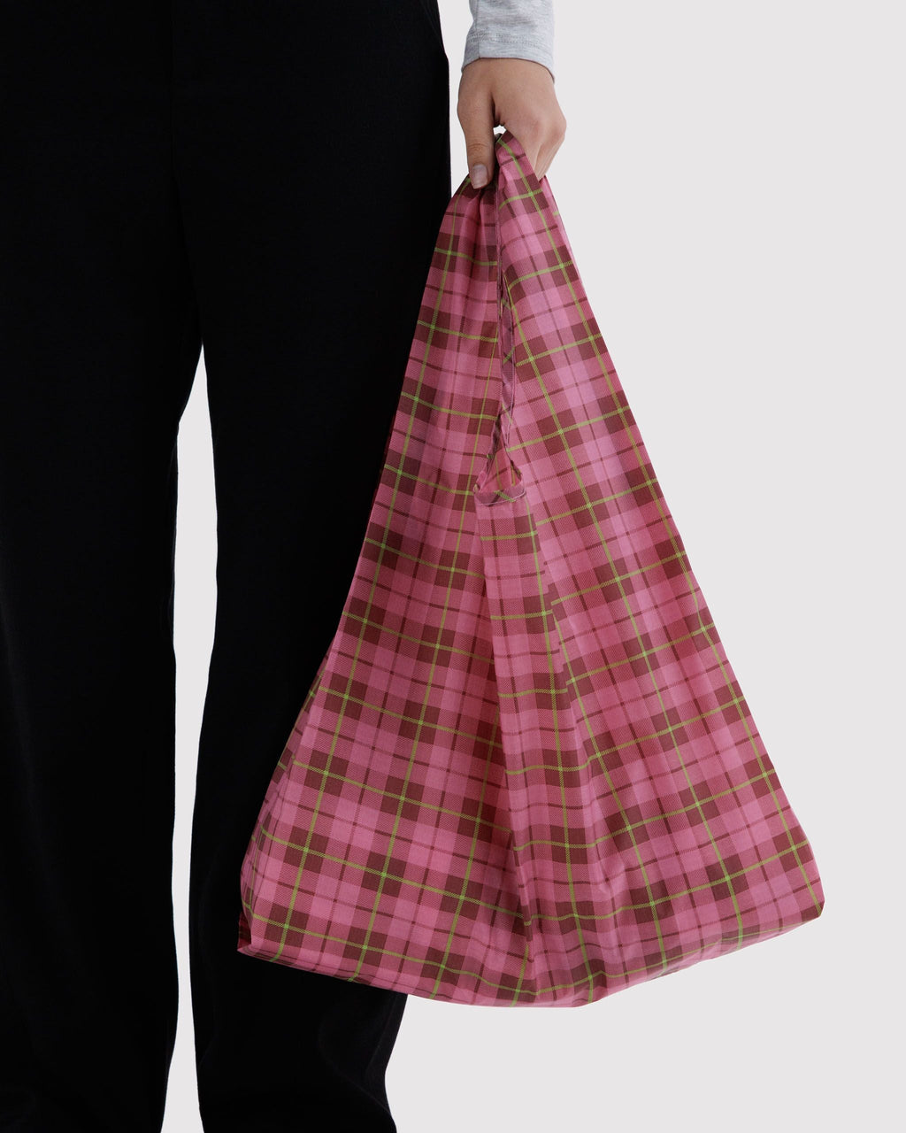 Lightweight Reusable Essential - Standard Baggu in Azalea Pink Tartan