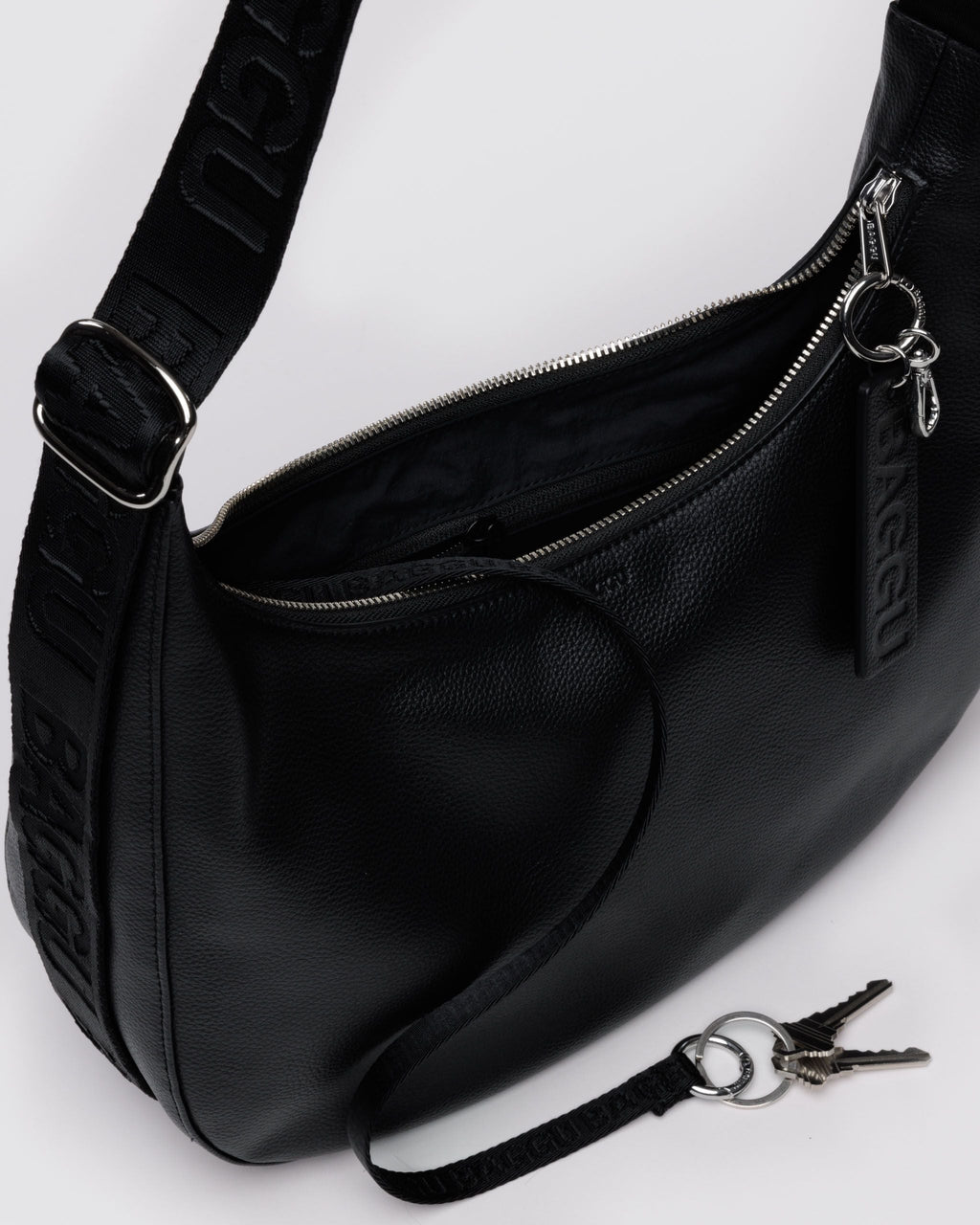 Medium Recycled Leather Crescent Bag in Black - Easy Style