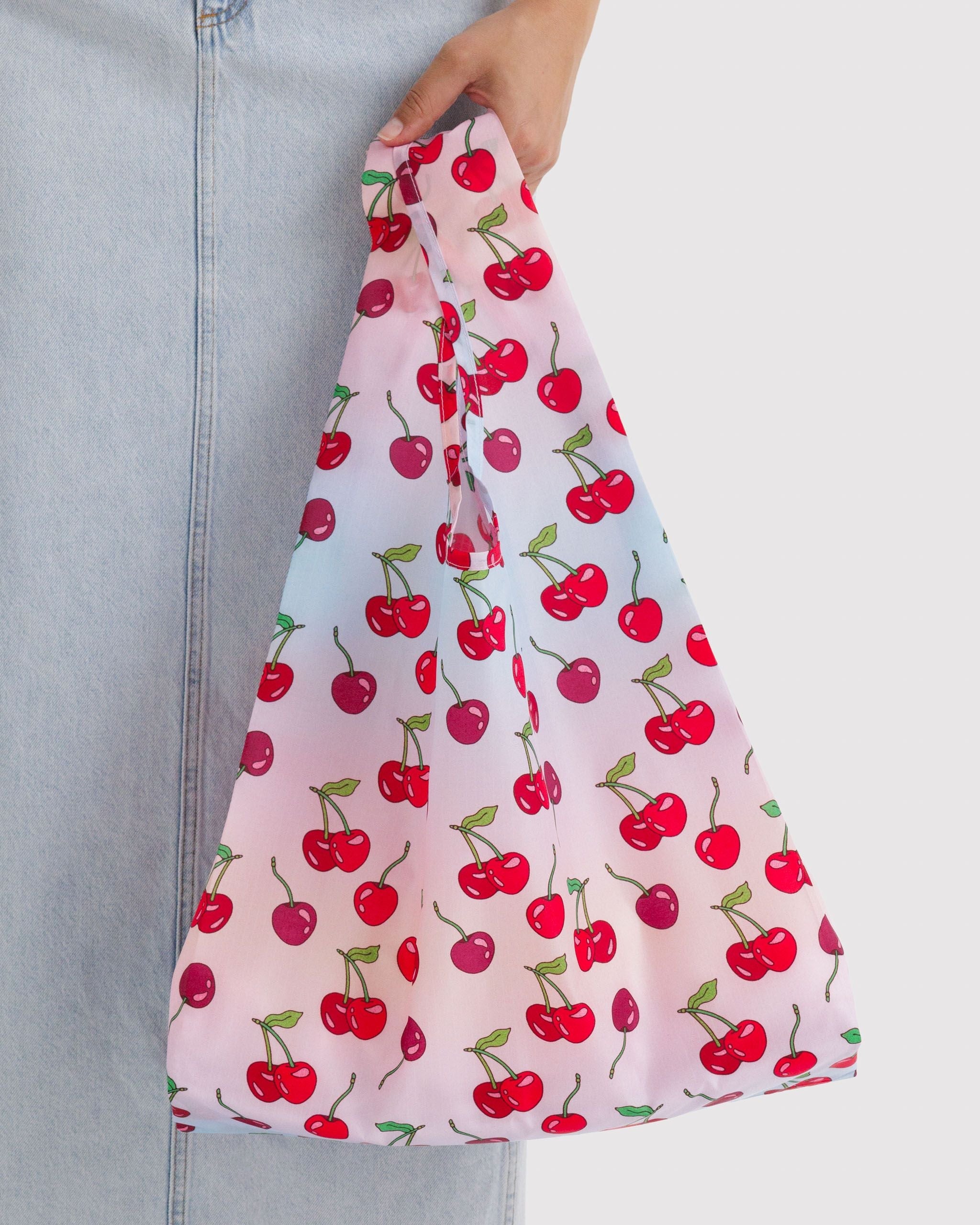 Lightweight Reusable Essential - Standard Baggu in Cherries