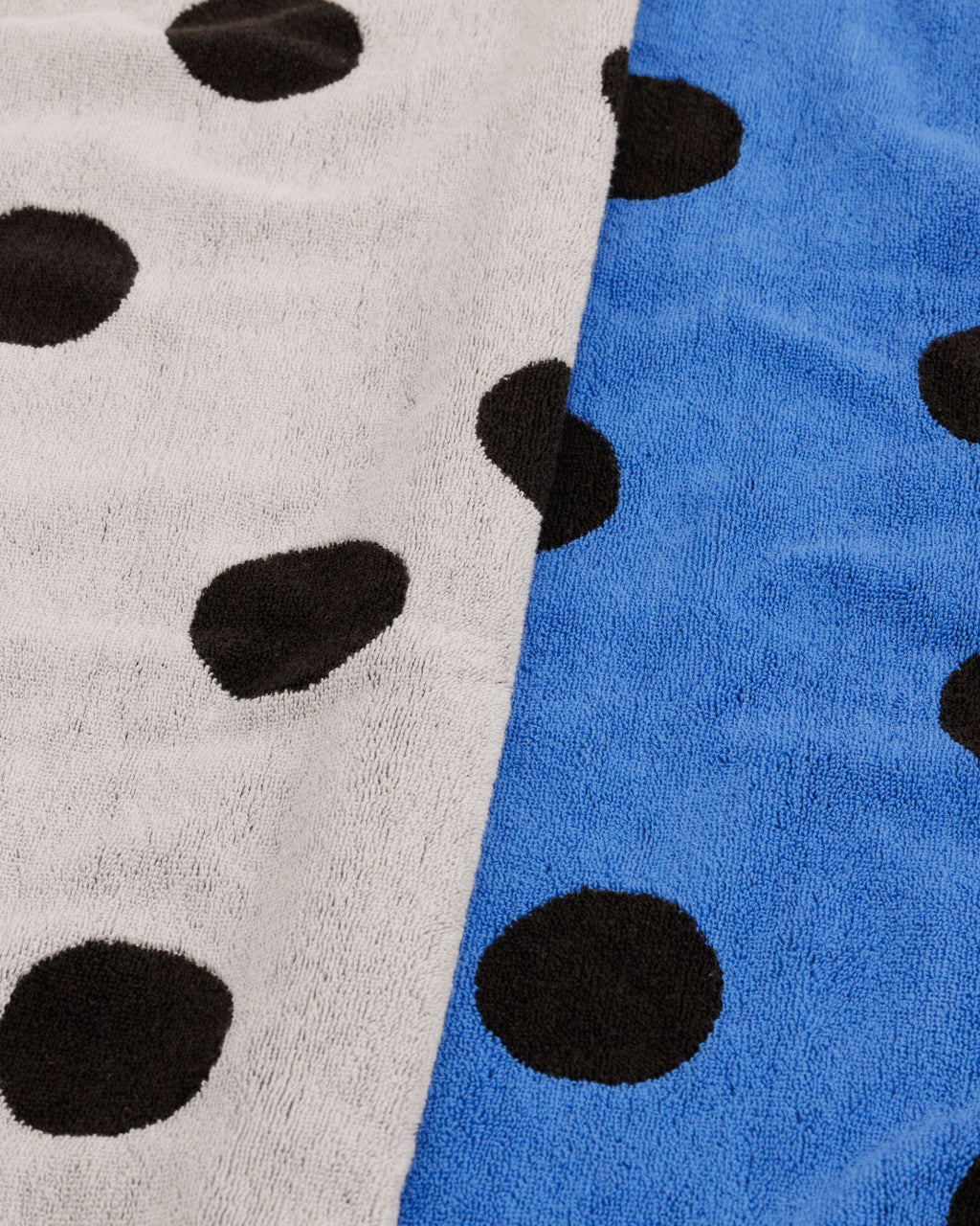 Comfortable Daily Towel - Hand Towel Set of 2 in Polka Dot Mix