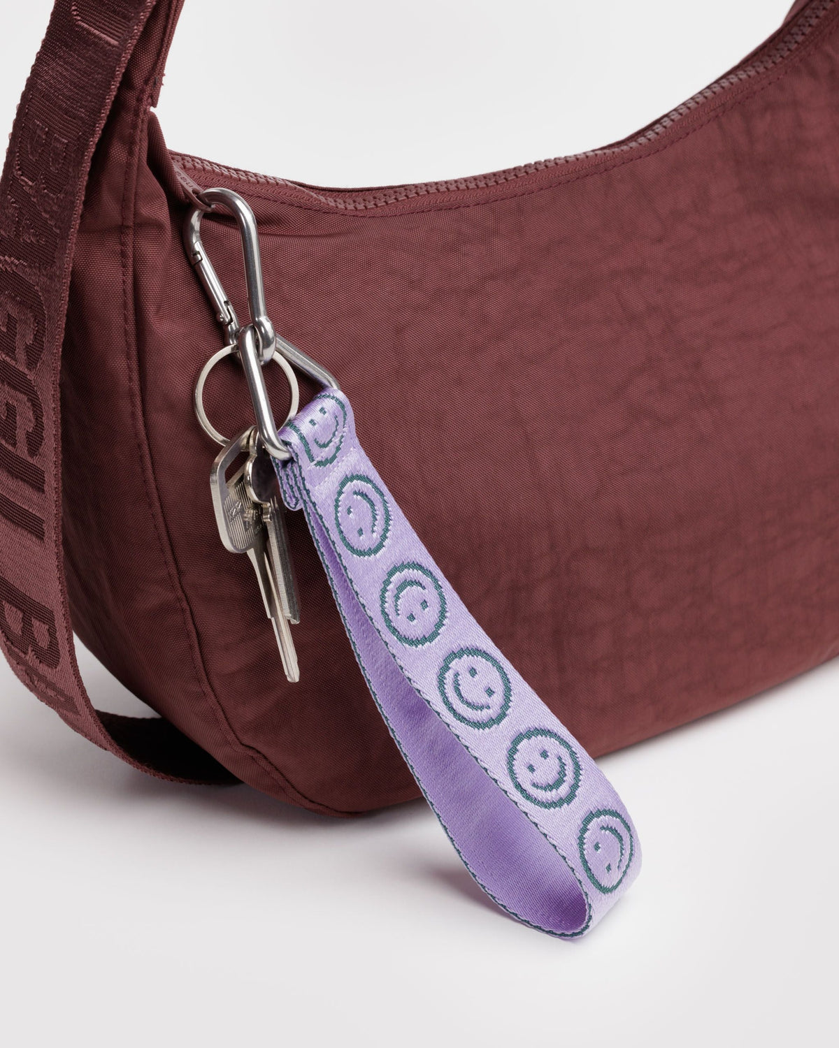 Colorful Everyday Detail - Logo Keychain in Lilac Happy