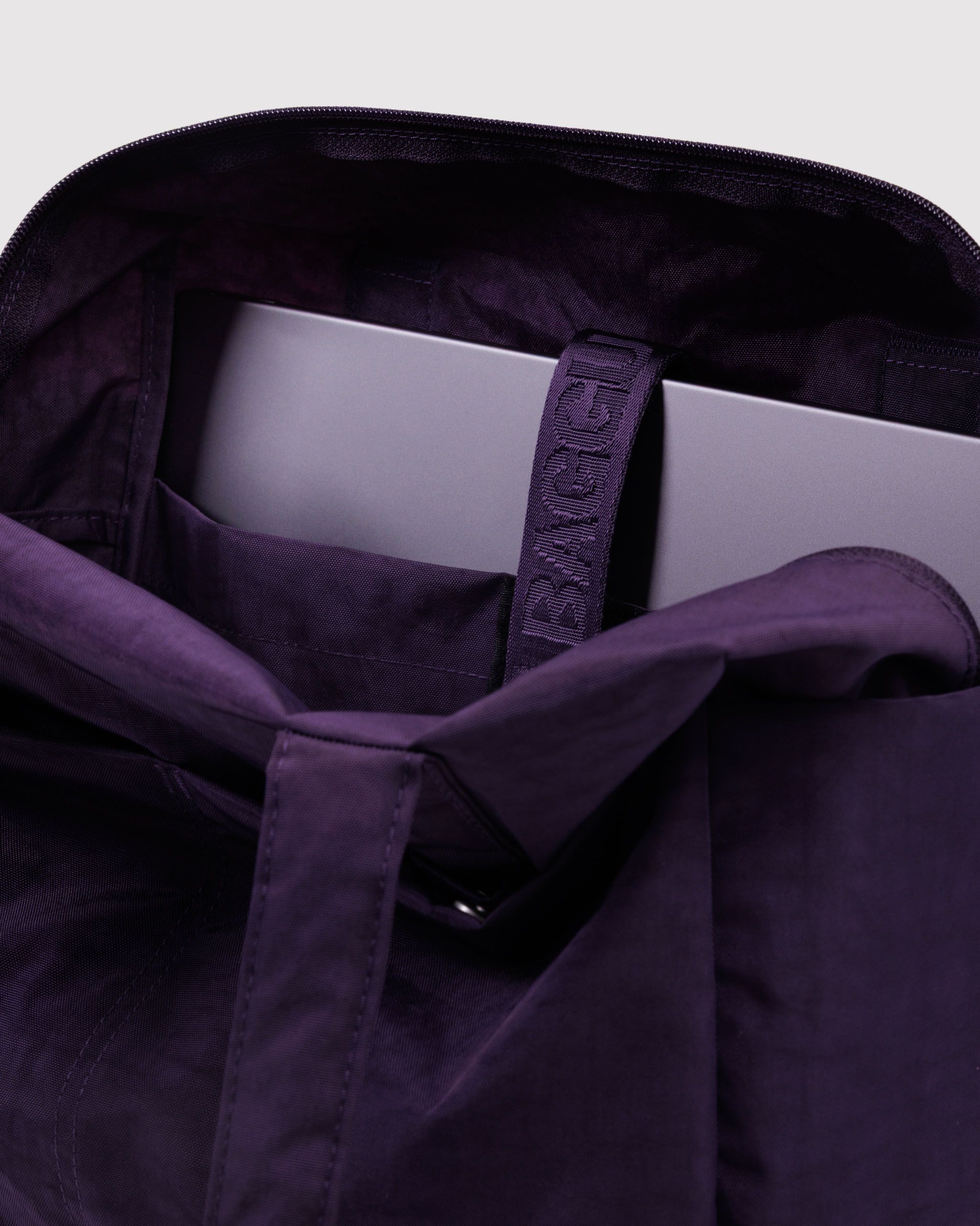 Flexible Daily Tote - Everyday Cloud Bag in Fig